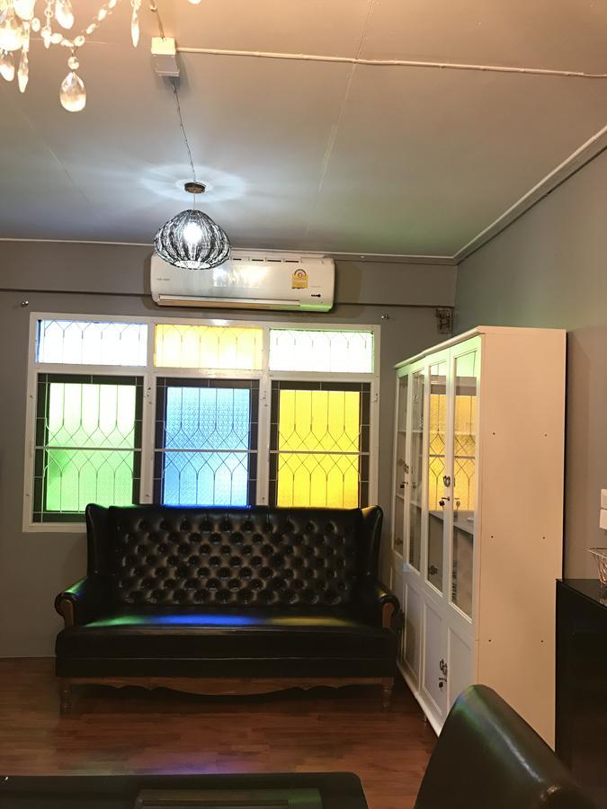 Add Home Hostel Vipavadee 42 방콕 외부 사진