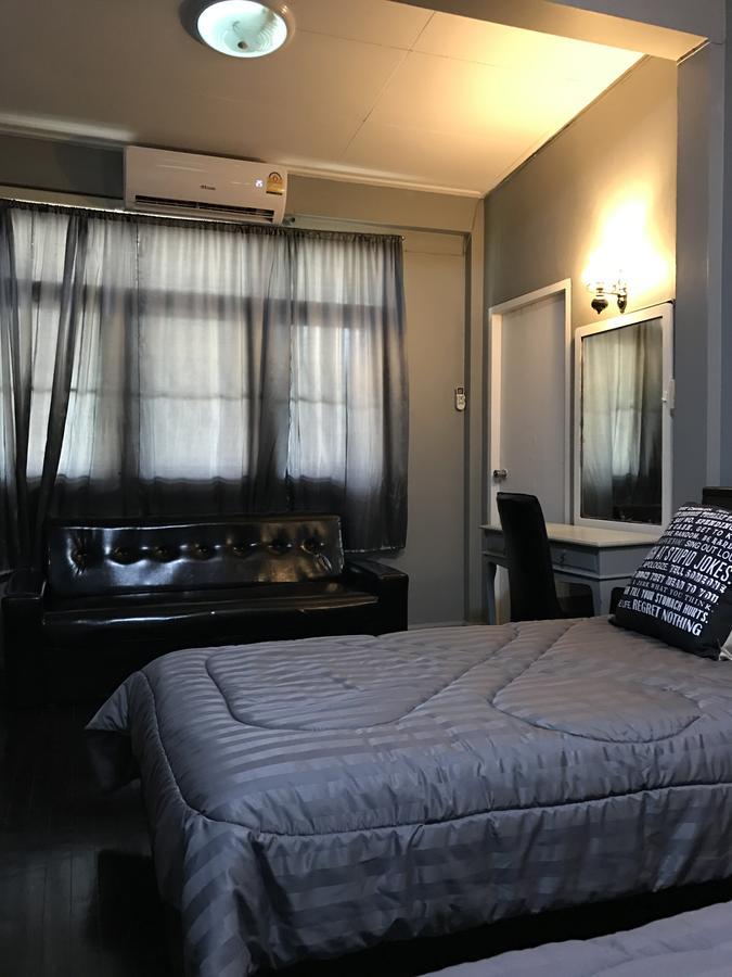 Add Home Hostel Vipavadee 42 방콕 외부 사진