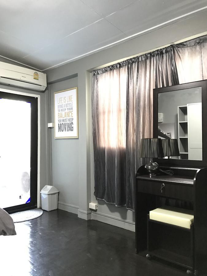Add Home Hostel Vipavadee 42 방콕 외부 사진